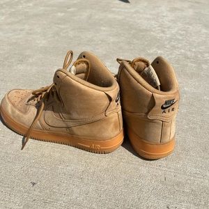 Women’s wheat high top Air Force 1